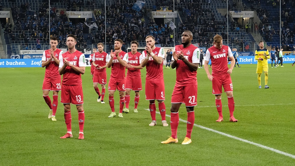 Der 1. FC Köln steht nach dem 0:5 bei der TSG Hoffenheim vor seinen Fans.