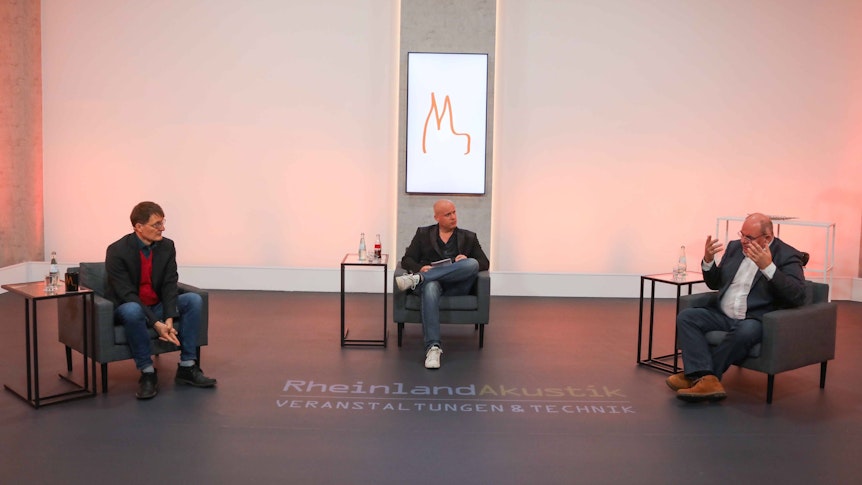 Die Talkrunde mit Karl Lauterbach, Walter Kohl und Markus Krücken.