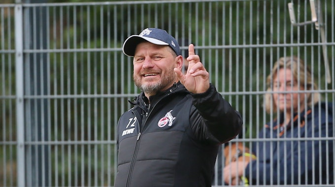Trainer Steffen Baumgart hat Spaß beim 1. FC Köln.