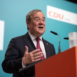 Armin Laschet, Ministerpräsident und Landesparteivorsitzender, spricht zu den Delegierten auf dem Landesparteitag der CDU Nordrhein-Westfalen.