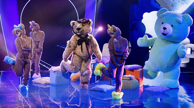 The Masked Singer 2021: Teddy steht in der ProSieben-Show „The Masked Singer“ auf der Bühne.