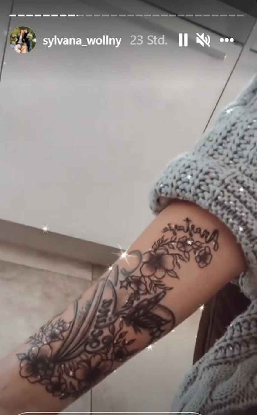 Sylvana Wollny präsentiert am 27. Oktober in ihrer Instagram-Story ihr neues Tattoo.
