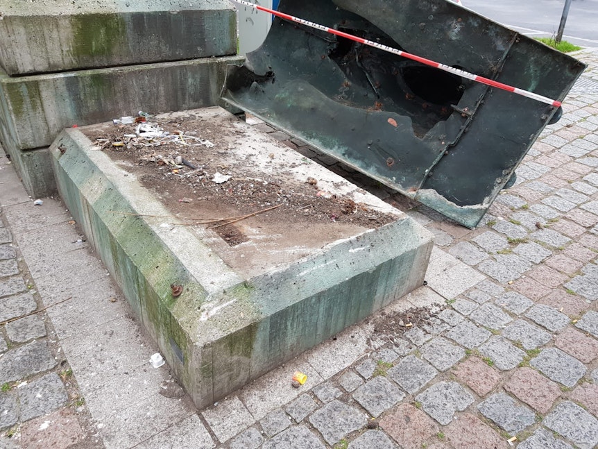 Ein Brunnen in Köln wurde beschädigt.