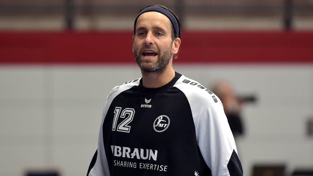 Silvio Heinevetter während eines Handball-Spiels in Minden