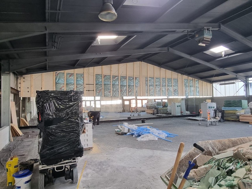 Aufbau der Halle Sturm Gym in Siegburg (1.11.2021)