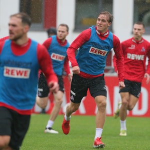 Timo Hübers trainiert beim 1. FC Köln.