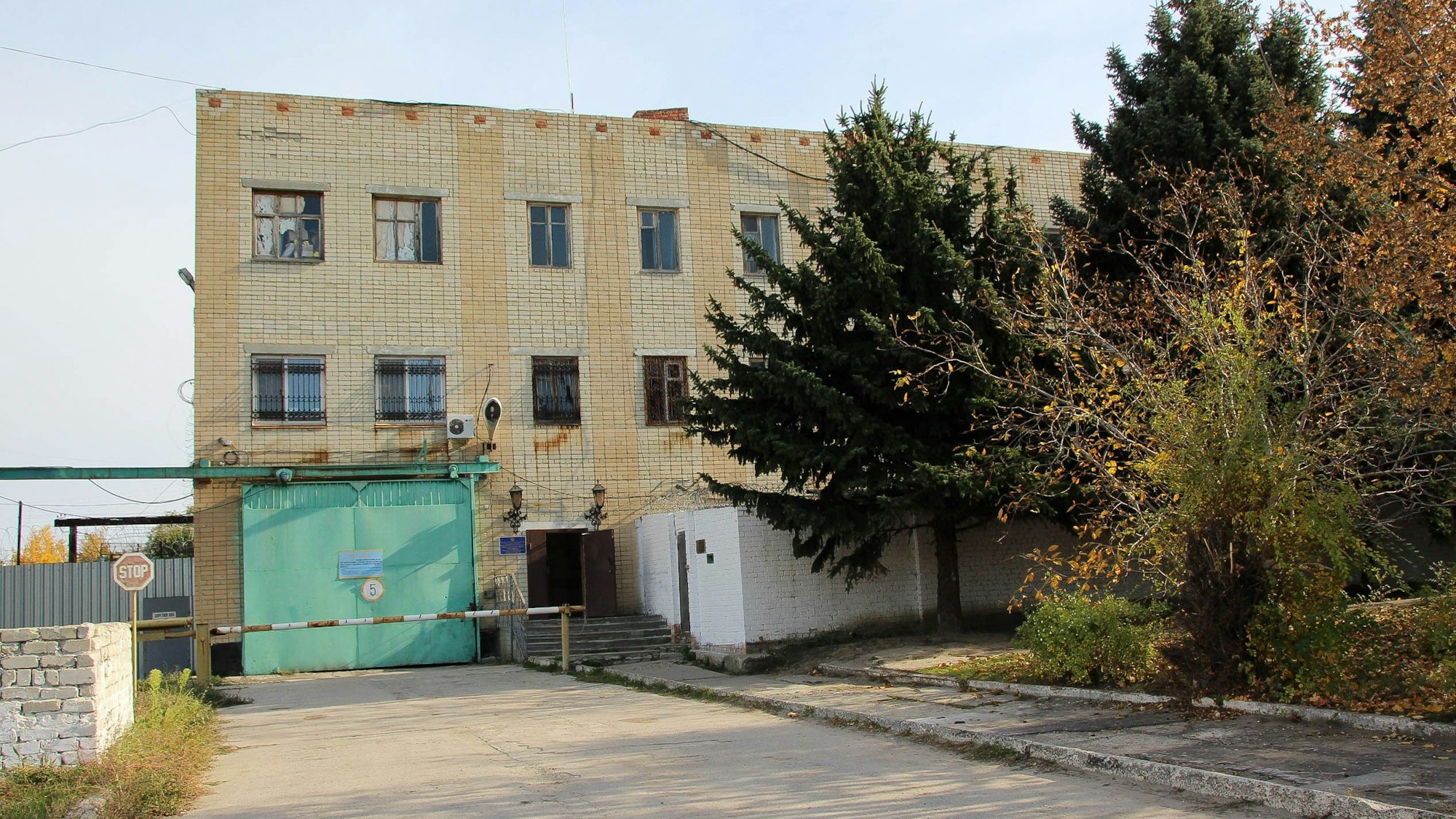 Es werden immer mehr Videos veröffentlicht, in denen Folter in russischen Straflagern zu sehen ist. Auf dem Foto (aufgenommen am 6. Oktober 2021) sieht man das Gefangen-Krankenhaus Nummer eins in Russland.