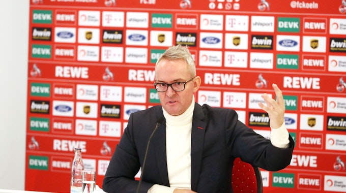Alexander Wehrle auf der Bilanz-Pressekonferenz des 1. FC Köln&nbsp;
