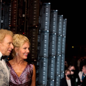 Thomas Gottschalk und seine Partnerin Karina Mroß bei der Marken-Gala in Frankfurt in der Alten Oper.