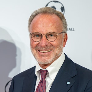 Karl-Heinz Rummenigge, Fußballfunktionär und ehemaliger Bayern-Vorstand kommt zur Award-Verleihung 2021 des Deutschen Fußball-Botschafters