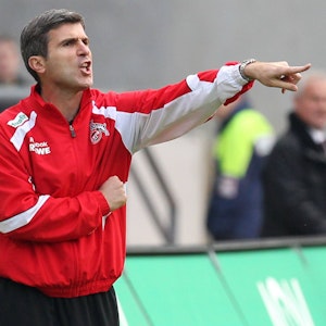 Zvonimir Soldo trainiert den 1. FC Köln in Hannover.