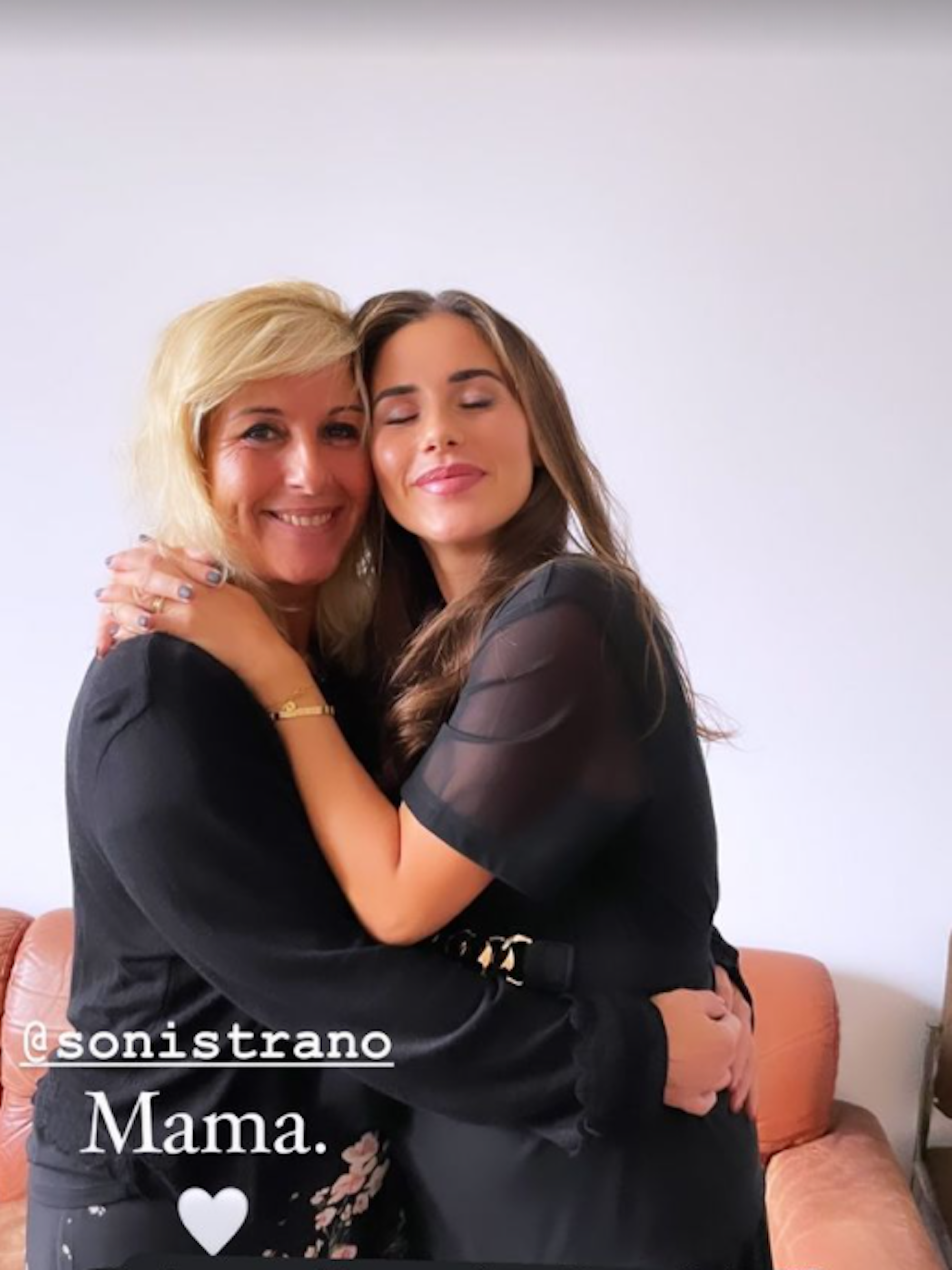 Sarah Engels (r.) gemeinsam mit ihrer Mutter (l.) auf einem Foto aus ihrer Instagram-Story vom 14. November 2021.