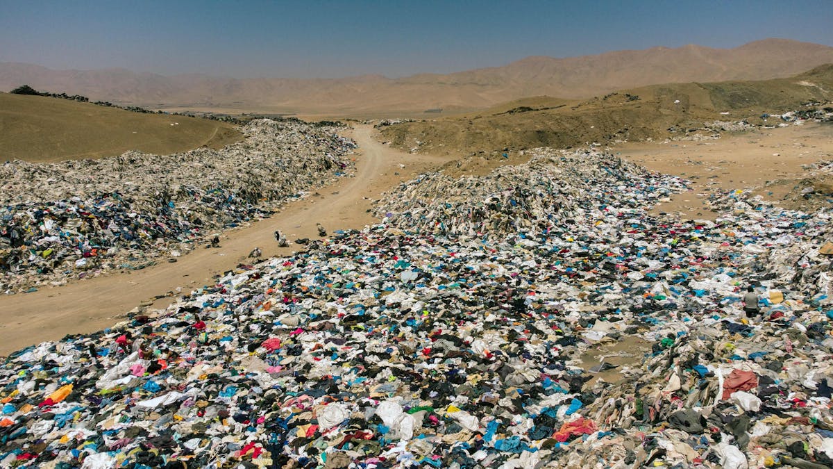 Tausende Tonnen Textilien werden jedes Jahr in der Atacama-Wüste abgeladen. Das Foto wurde im September 2021 aufgenommen.