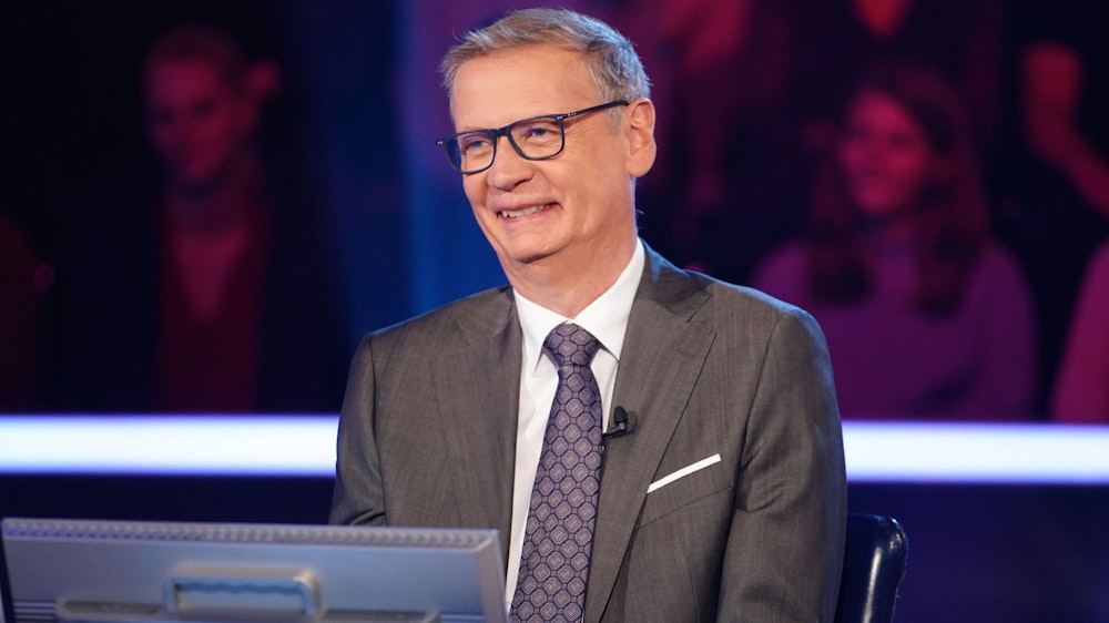Günther Jauch leistete sich beim Promi-Special von „Wer wird Millionär?“ am Donnerstag (18. November) einen richtig peinlichen Versprecher kurz vor der Werbepause.