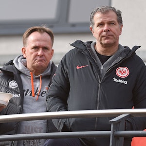 Eintracht Frankfurt: Nachwuchsleistungschefs Armin Kraaz und Andreas Möller (r.).