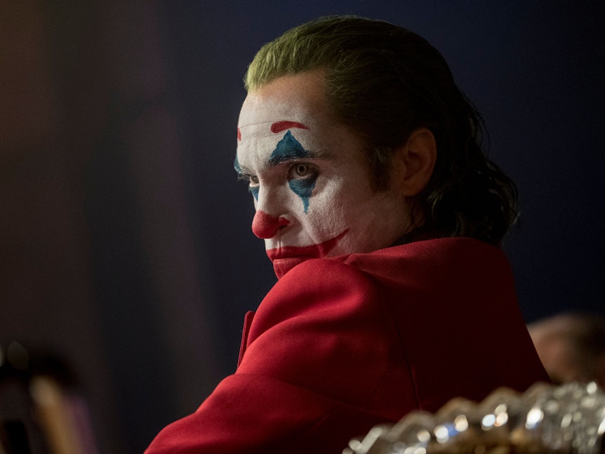 In „Joker“ wird der Komiker Arthur Fleck tatsächlich zu der Persona, die er verkörpert.