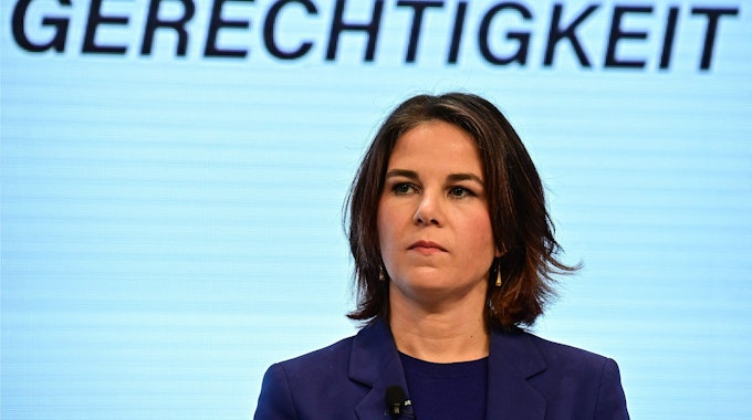 Annalena Baerbock (hier am 24.11.2021 in Berlin) hat sich zu möglichen Schritten gegen die Corona-Pandemie geäußert.