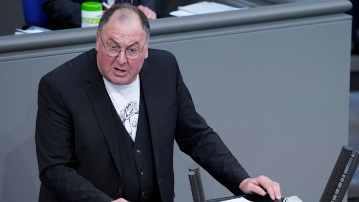 Fordert einen Olympia-Boykott: Erhard Grundl, hier bei einer Rede im Bundestag am 23. April 2021.