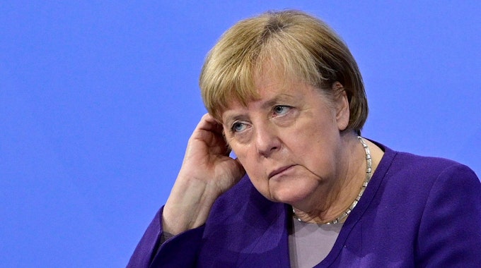 Die geschäftsführende Bundeskanzlerin Angela Merkel stellte am Donnerstag (2. Dezember) die Ergebnisse des Bund-Länder-Gipfels vor.