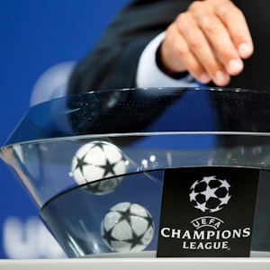 Loskugeln bei einer Auslosung zur UEFA Champions League