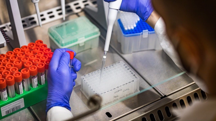Die Anzahl der Schnelltests in den letzten Wochen um mehr als 1000 Prozent gestiegen - Unternehmen baut Kapazitäten und Testcenter für PCR-Tests und Antigen-Schnelltests weiter aus. Alle angebotenen Tests erkennen auch Omikron-Variante.