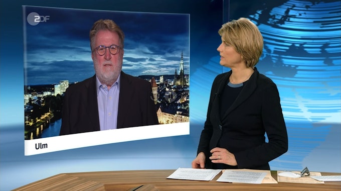 Marietta Slomka nahm den Stiko-Chef Thomas Mertens am Donnerstag (9. Dezember) im ZDF-„heute-journal“ ordentlich in die Mangel.