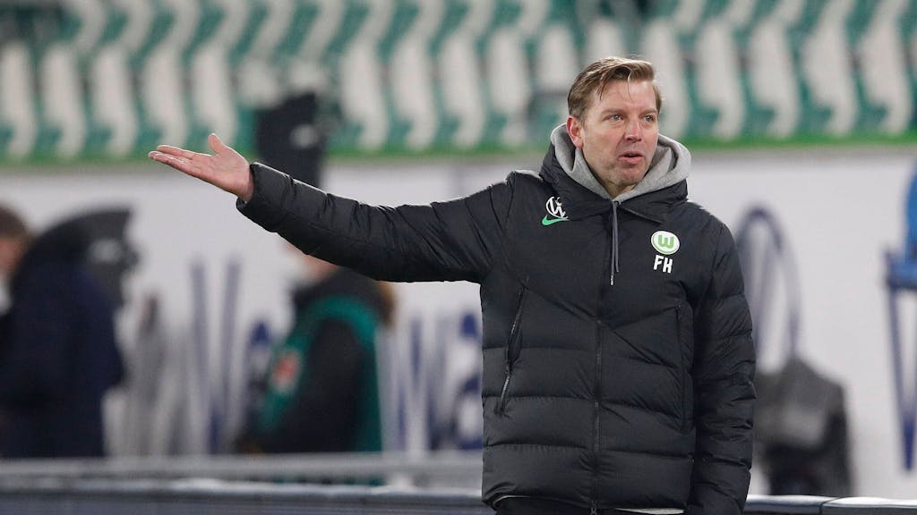 Florian Kohfeldt ,Trainer des VfL Wolfsburg, ist unzufrieden. 