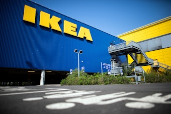 Das Bild zeigt die Filiale des Möbelriesen Ikea in Köln.