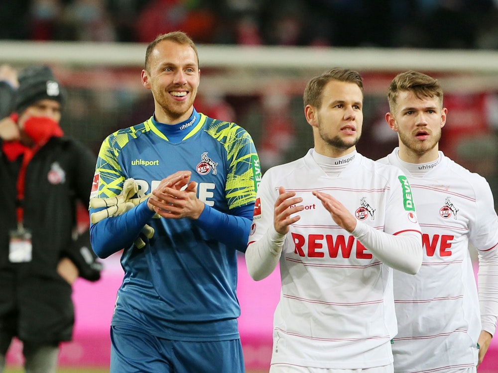 Marvin Schwäbe feiert einen gelungenen Einstand für den 1. FC Köln.