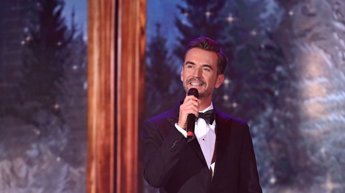 Sänger Florian Silbereisen steht bei der TV-Spendengala „Ein Herz für Kinder“ auf der Bühne.
