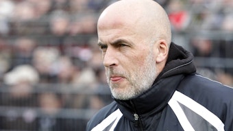 Ex-Gladbach Trainer Michael Frontzeck, hier am 12. Februar 2011, äußert sich kritisch zu Bremens Last-Minute-Trainerwechsel.