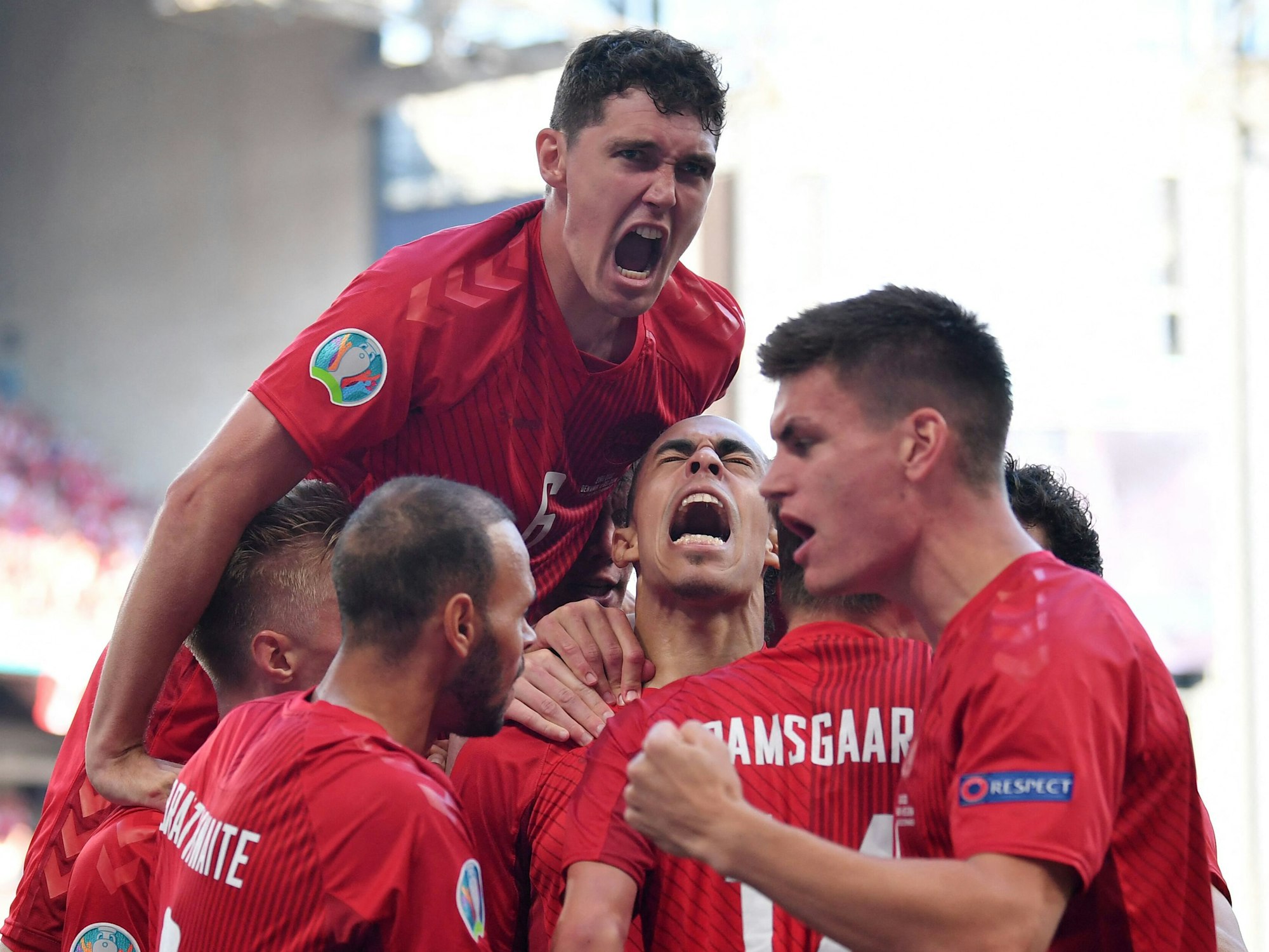 EM 2021: Dänemark bejubelt das 1:0 gegen Belgien durch Yussuf Poulsen.