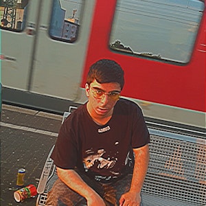 Der 16-jährige Iman aus Köln filmte am 14. Juni 2021 einen versperrten und zugemüllten Gehweg in seinem Veedel Gremberg.