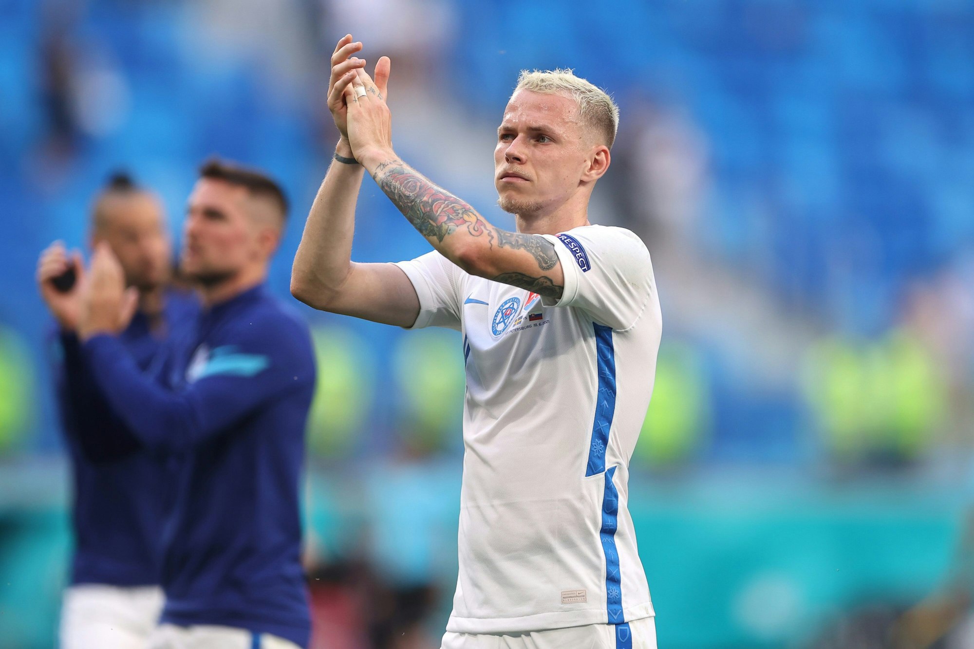 EM 2021: Slowakei-Spieler Ondrej Duda mit blonden Haaren beim Spiel gegen Schweden.