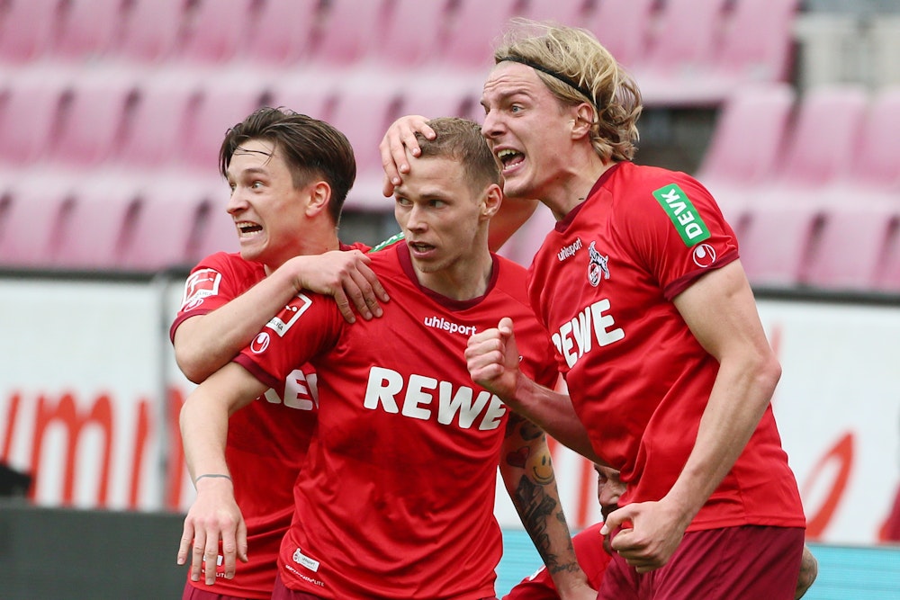 Sebastiaan Bornauw trifft am 22. Mai 2021 gegen den FC Schalke 04 zum 1:0-Sieg für den 1. FC Köln.