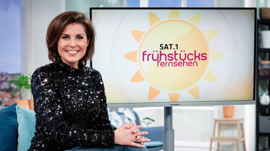 „Sat.1-Frühstücksfernsehen“-Moderatorin Vanessa Blumhagen hat die Fans auf Instagram mit ihrem Outfit verblüfft.