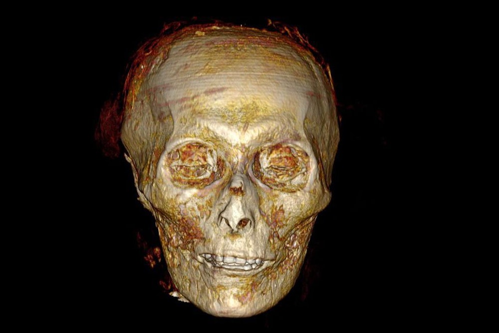 Dieses undatierte Foto zeigt einen CT-Scan des Amenhotep-Sarkophags. Der perfekt eingewickelte mumifizierte Körper des ägyptischen Pharaos Amenhotep I. wird zum ersten Mal seit Jahrhunderten ausgestellt, nachdem er mit Hightech-Scannern im Ägyptischen Museum in Kairo digital «ausgepackt» wurde. +++ dpa-Bildfunk +++
