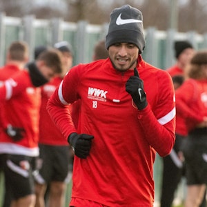 Ricardo Pepi läuft über den Trainingsplatz des FC Augsburg.