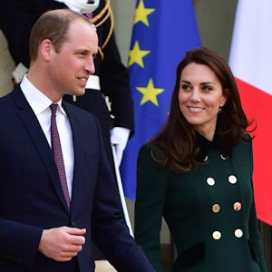 Prinz William und seine Frau Catherine Middleton in Paris (Frankreich) bei ihrem Besuch des französischen Staatspräsidenten.