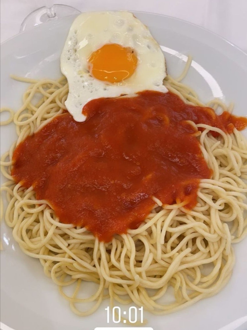 Marc Bartras Frühstücksteller: Spaghetti mit Tomatensauce und Spiegelei vor dem Ligaspiel von Real Betis