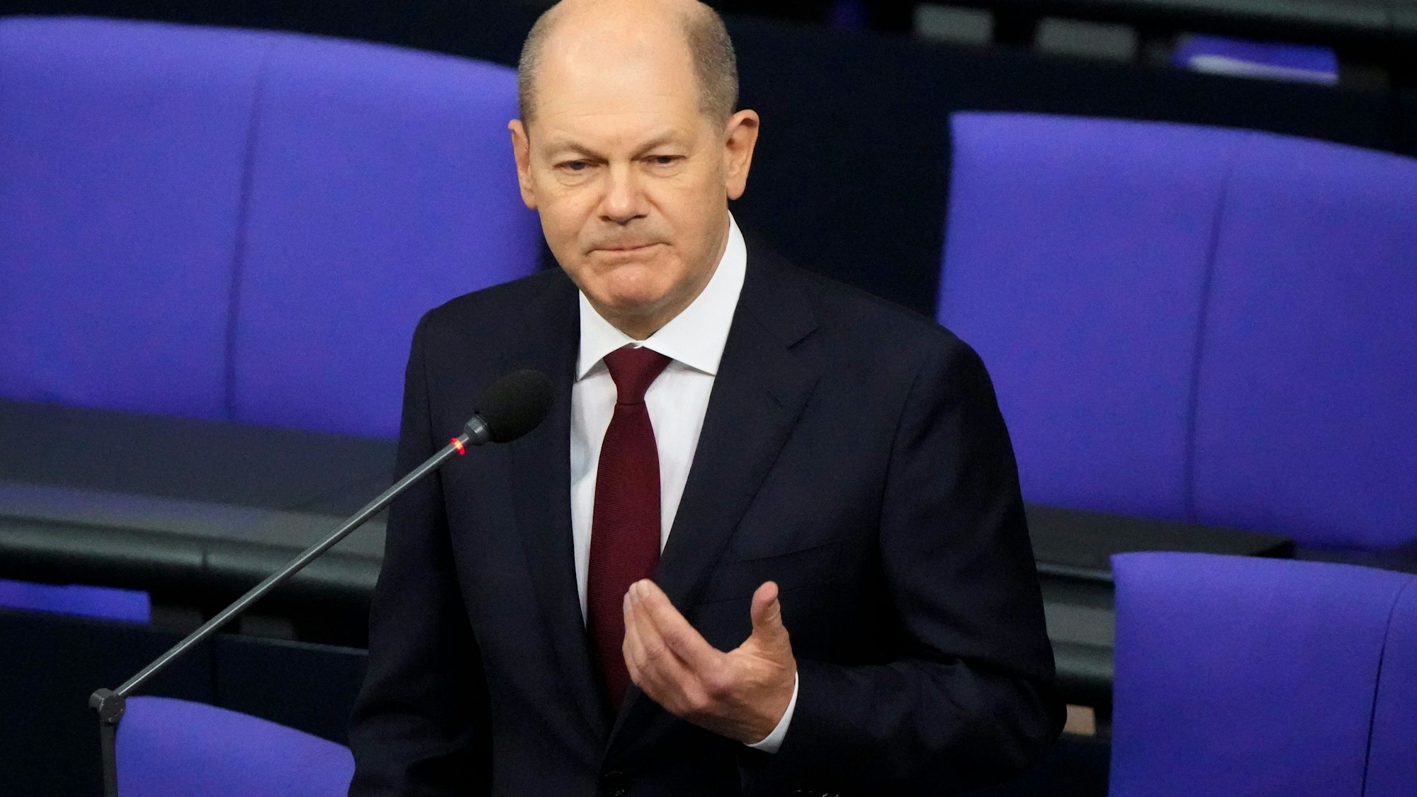 Olaf Scholz verteidigte am Mittwoch im Bundestag die Corona-Maßnahmen der Bundesregierung.