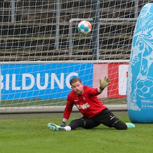 Timo Horn im Training des 1. FC Köln