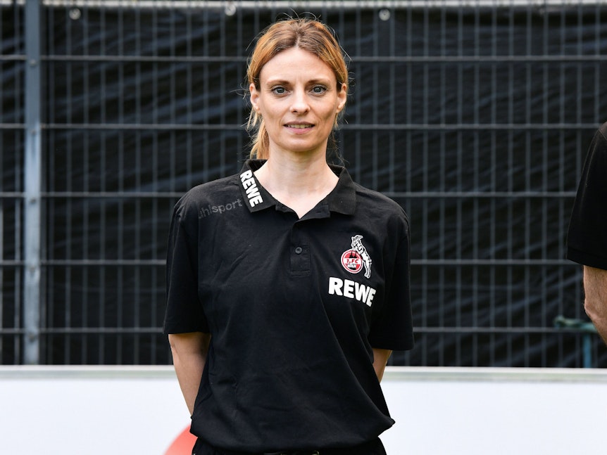 Mannschaftsärztin Dr. Bettina Kuper vom 1. FC Köln.