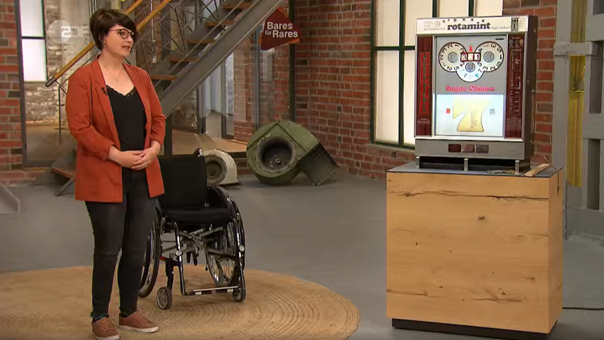 Der Screenshot zeigt „Bares für Rares“-Kandidatin Friederike Kaute am 20. Januar 2022 im ZDF.