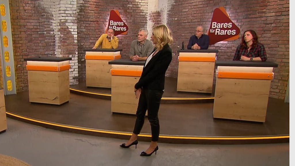 „Bares für Rares“-Händlerin Susanne Steiger in der ZDF-Show vom 27. Januar 2022