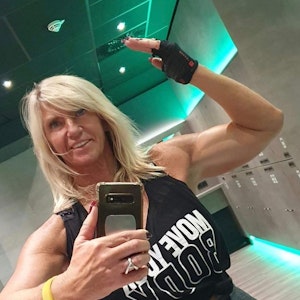 Brigitte Theisen aus Ossendorf ist ein kölsches Fitnesswunder.