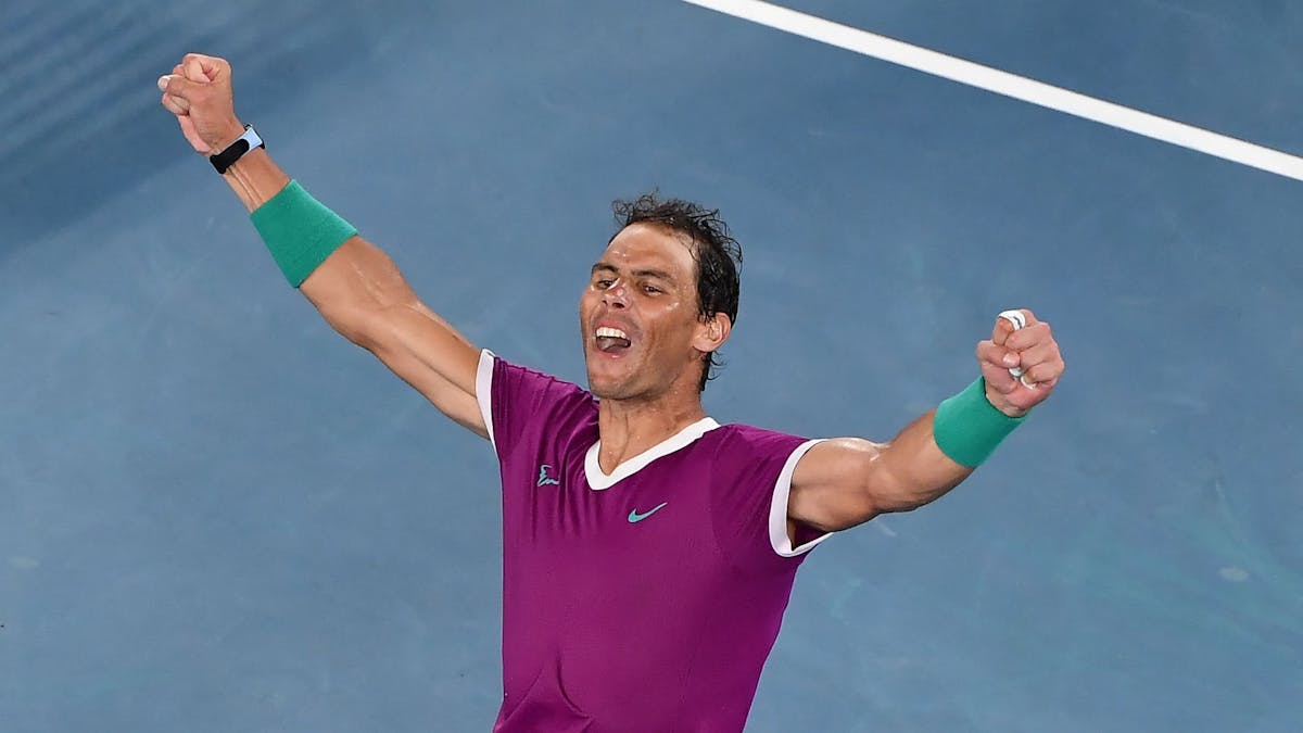Rafael Nadal jubelt nach seinem Sieg.