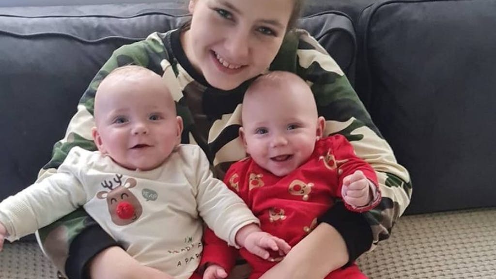 Sarafina Wollny, hier auf einem Instagram-Schnappschuss am 19. Dezember. Die junge Mutter muss ihre Söhne nun zur Physiotherapie bringen.