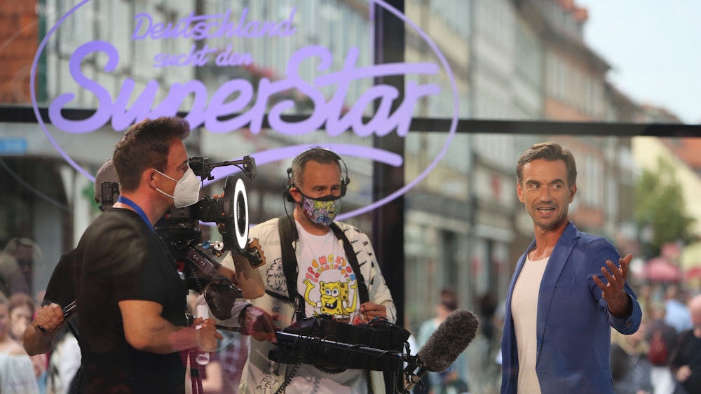 Schlagerstar und Jury-Mitglied Florian Silbereisen steht vor der TV-Aufzeichnung der bekannten RTL-Castingshow «Deutschland sucht den Superstar» DSDS für ein Interview am Set.