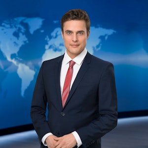 Constantin Schreiber moderierte die ARD-„Tagesschau“ am 8. Februar 2022 anders als gewöhnlich.